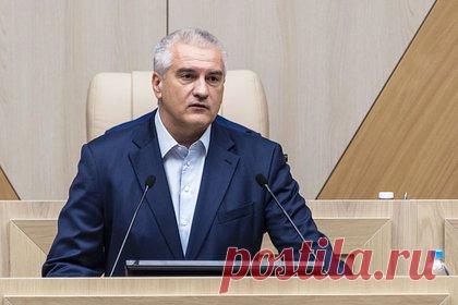 В Крыму восстановлено движение поездов после взрыва на складе боеприпасов. В Красногвардейском районе Крыма восстановлено движение поездов после детонации на складе боеприпасов, сообщил глава Крыма Сергей Аксенов. «Возобновлено железнодорожное сообщение в Красногвардейском районе, ограниченное сегодня в целях безопасности», — написал он в своем официальном Telegram-канале.