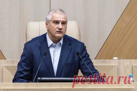 Власти Крыма сообщили о начале восстановительных работ после взрыва. Работы по восстановлению железнодорожного сообщения на перегоне Симферополь — Севастополь уже ведутся. Об этом сообщил глава Крыма Сергей Аксенов. Движение электропоездов на этом участке приостановлено — сошли с рельсов вагоны товарного состава. Спецслужбы разбираются в причинах произошедшего.