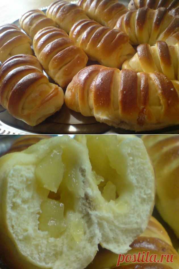 Булочки нарядные с яблоками.