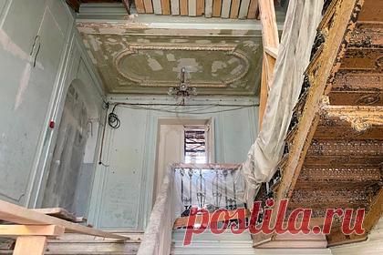 В историческом здании в центре Нижнего Новгорода восстановят старинную лепнину. В историческом здании на площади Минина в Нижнем Новгороде, где сейчас располагается хоровое училище, проведут масштабную реконструкцию. Там восстановят старинную лепнину, поменяют коммуникации, а также реставрируют камерный зал, в котором учатся студенты. Первый этап работ планируют завершить к 1 сентября.