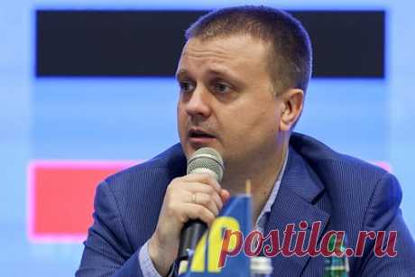 В Госдуме придумали новый повод для передачи бизнеса государству. Действующие критерии для передачи иностранного бизнеса под временное управление Росимущества следует расширить, считает глава Комитета Госдумы по региональной политике и местному самоуправлению Алексей Диденко. По его мнению, необходимо забирать компании, которые де-факто выполняют международные санкции.