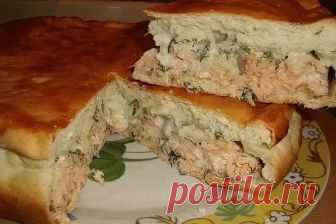 РЫБНЫЙ ПИРОГ НА СКОРУЮ РУКУ 🐟🍪🍪🍪 Пирог - просто объеденье! РЫБНЫЙ ПИРОГ НА СКОРУЮ РУКУ 🐟🍪🍪🍪 Пирог - просто объеденье! Для приготовления необычайно вкусного и ароматного пирога с рыбой и картофелем нам необходимы следующие продукты: 1. пять небольших картофелин; 2. одна банка сайры или сардины в масле; 3. 150 г муки; 4. один стакан сметаны; 5. один стакан майонеза; 6. три яйца; 7. одна луковица; 8. пол ч. л. соли; 9. пол ч. л. соды. В миске соедините муку, яйца, сме...