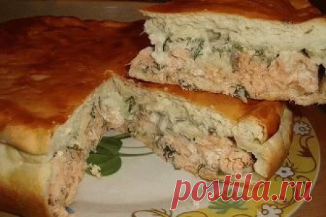 РЫБНЫЙ ПИРОГ НА СКОРУЮ РУКУ 🐟🍪🍪🍪 Пирог - просто объеденье! РЫБНЫЙ ПИРОГ НА СКОРУЮ РУКУ 🐟🍪🍪🍪 Пирог - просто объеденье! Для приготовления необычайно вкусного и ароматного пирога с рыбой и картофелем нам необходимы следующие продукты: 1. пять небольших картофелин; 2. одна банка сайры или сардины в масле; 3. 150 г муки; 4. один стакан сметаны; 5. один стакан майонеза; 6. три яйца; 7. одна луковица; 8. пол ч. л. соли; 9. пол ч. л. соды. В миске соедините муку, яйца, сме...