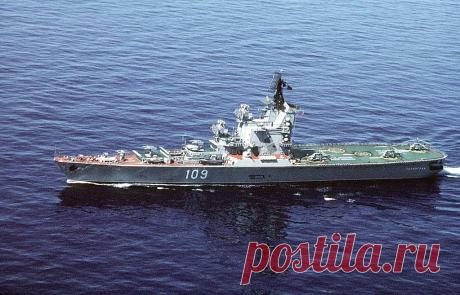 УДК или крейсер. Какой вертолетоносец нужен ВМФ России? Говорят, лучшее – враг хорошего. Изрядная доля правды в этом утверждении имеется. Сверхинновационные и сверхдорогие эсминцы «Замволт» оказались ВМС США не нужны. Созданные с широким применением стелс-технологий и композитных материалов российские корветы, как недавно оказалось, горят как факел.