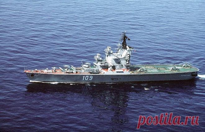 УДК или крейсер. Какой вертолетоносец нужен ВМФ России? Говорят, лучшее – враг хорошего. Изрядная доля правды в этом утверждении имеется. Сверхинновационные и сверхдорогие эсминцы «Замволт» оказались ВМС США не нужны. Созданные с широким применением стелс-технологий и композитных материалов российские корветы, как недавно оказалось, горят как факел.