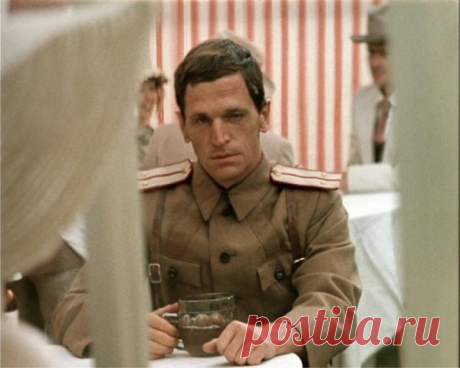 Александр Яковлев