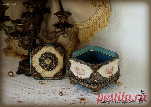 Добрый вечер!
Сегодня я с новой работой и моей новой любимицей - шкатулочкой 