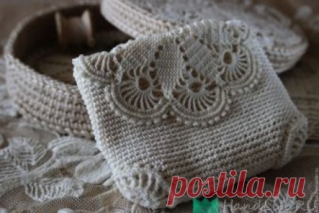 Косметички связанные крючком. Схемы