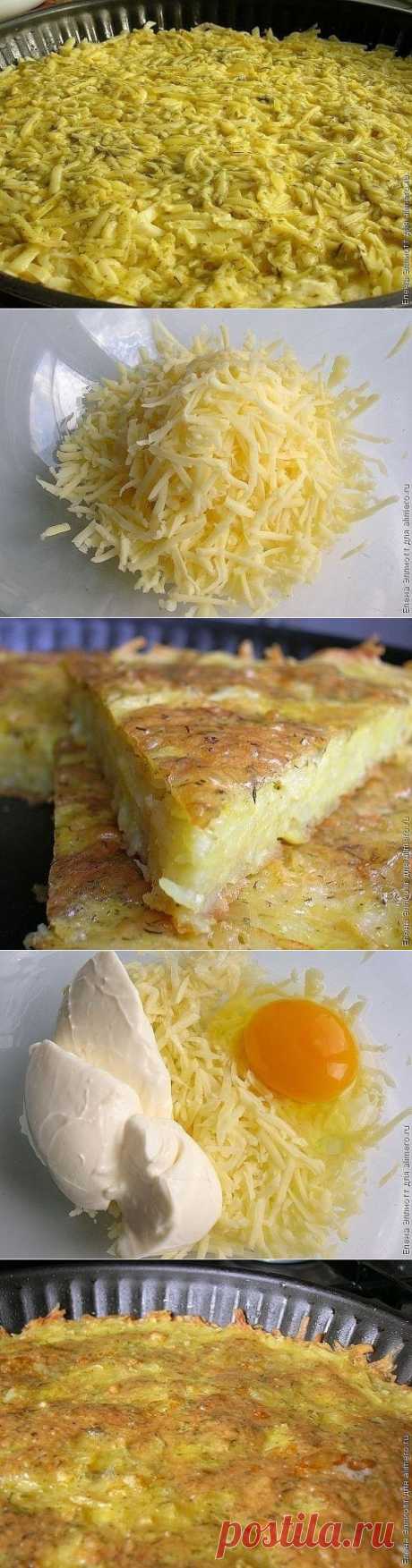Запеканка из тертого картофеля с сыром и чесноком