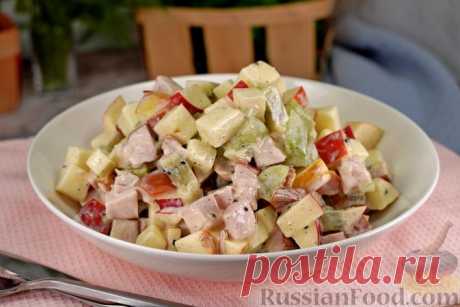 Рецепт: Салат с копчёной курицей, киви, яблоком и курагой на RussianFood.com