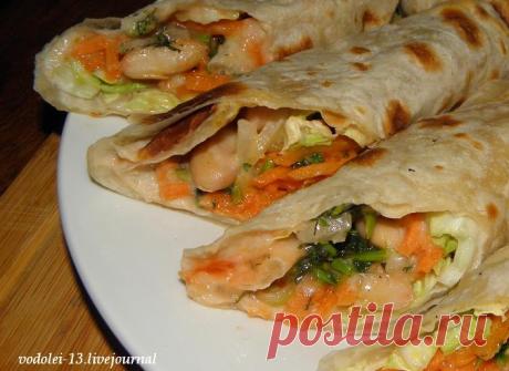 Еще один постный рецепт. Шаурма Эта шаурма прекрасна и в скоромные времена, а не только в пост - потому что вкусно.Если использовать уже готовые ингредиенты, то её приготовление занимает всего несколько минут.Для приготовления шаурм…