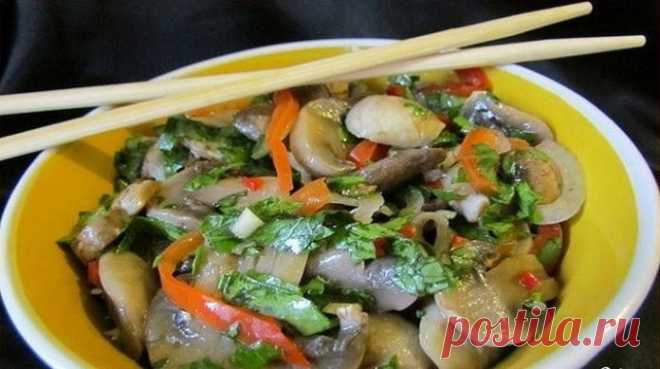 Шампиньоны по-корейски быстрого приготовления - Очень вкусно Шампиньоны по-корейски быстрого приготовления всегда будут чудесной закуской на праздничном столе. А если вдруг захотелось побаловать себя такой вкусняшкой, даже просто на ужин приготовить. А знаете почему шампиньоны по-корейски быстрого... Read more »