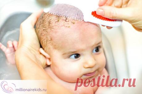 Как убрать корочку на голове у ребенка. Если у вашего грудничка появились себорейные корочки, их еще называют молочные, то не нужно сразу стараться отколупать их ;-). Действительно, они портят вид вашего ангелочка, но ему самому неудобства не доставляют. Тем не менее стоит узнать побольше об этой разновидности дерматита и исключить другие заболевания очень похожие внешне.