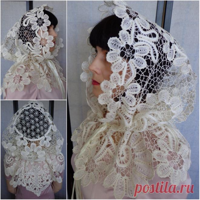 Платок донской для храма .Сплетён на коклюшках.Нитки хлопок молочного  цвета.