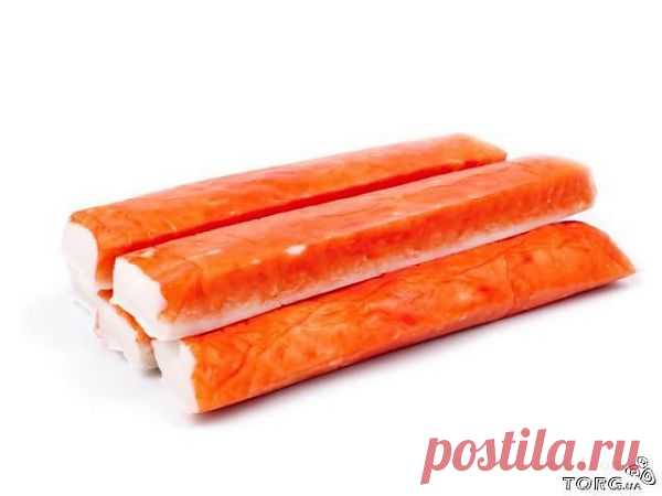 Cалат из крабовых палочек с капустой
Продукты:
½ среднего кочана капусты,
Банка консервированной кукурузы,
250 грамм крабовых палочек,
Пачка майонеза,
Сок одного лимона
Способ приготовления:
Капусту мелко нарезать, добавить мелко нарезанные крабовые палочки и кукурузу, влить сок лимона и майонез. Всё тщательно перемешать.