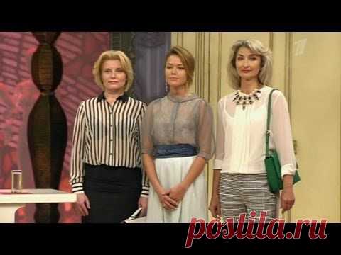 Как правильно носить прозрачную блузку?