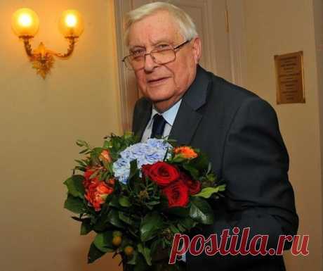 85-летие Олега Басилашвили: творческие успехи и личная жизнь выдающегося актёра