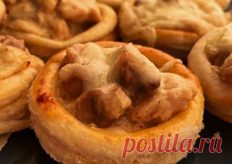 (5) Жюльен в корзиночках из слоеного теста - пошаговый рецепт с фото. Автор рецепта Купава Калимеева . - Cookpad