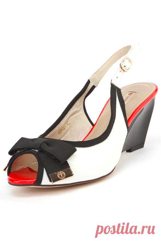 Купить Босоножки Vitacci 42532 БЕЛЫЙ со скидкой в интернет-магазине kupivip.ru - распродажа