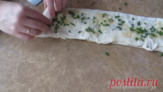 Хорошенько заварите муку маслом и получите мега слоеный хлеб!