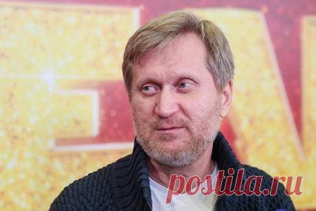Звезда «Уральских пельменей» рассказал об общении с уехавшими из России артистами