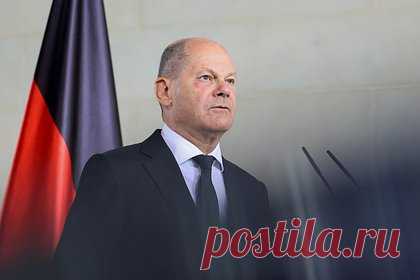 В Германии заявили о катастрофе для Шольца. Focus назвал выборы в Гессене и Баварии катастрофой для канцлера Германии Олафа Шольца и правительства страны. В материале на сайте издания также говорится, что «все не будет так, как было прежде» после неудачи, постигшей политика в воскресенье.