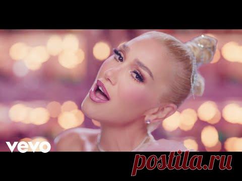 Скачать клип Gwen Stefani - Shake The Snow Globe (2025) бесплатно