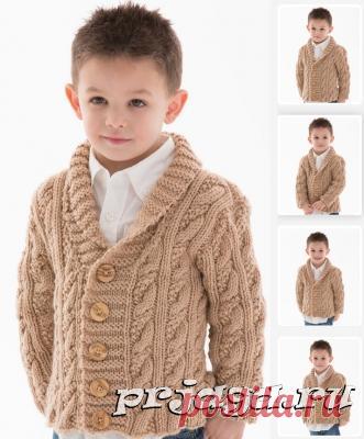 Детский кардиган спицами узором кос с «рисом»