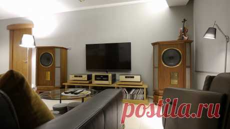 Tom Ng. Hong Kong
TANNOY GRF Memory & Accuphase ..... great choice ....