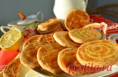 Печенье «Бретон» (утилизация желтков) : Выпечка сладкая