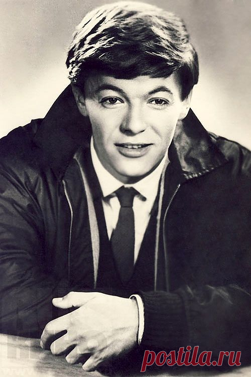 АЛЕКСАНДР ЗБРУЕВ