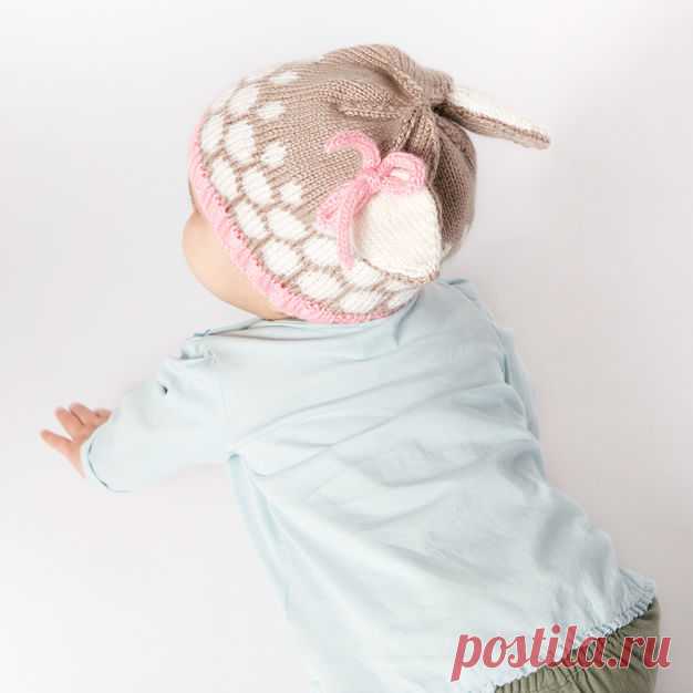 Bernat Speckled Fawn Hat | Yarnspirations
