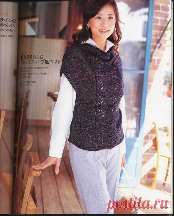 Меланжевая безрукавка спицами