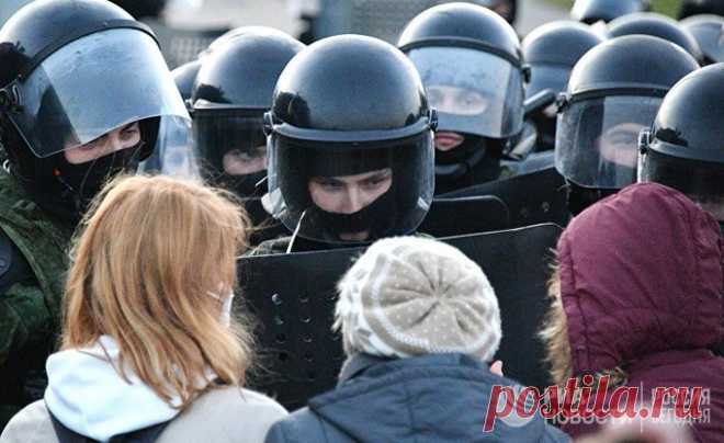 ИноСМИ on Twitter: "Белта (Белоруссия): Лукашенко потребовал не брать протестующих «в плен и отрывать им руки»