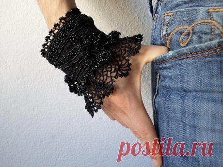 Black beaded crochet bracelet - with beaded flowers and black crochet lace by irregular expressions | Flickr - Photo Sharing!