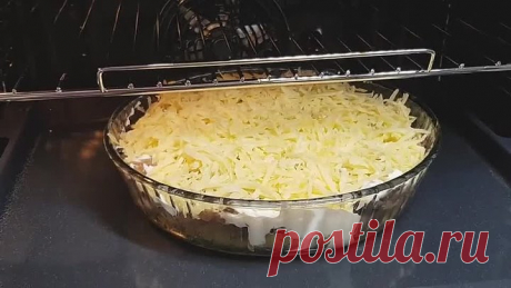 Запеченый картофельс мясом в духовке