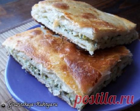 Хачапури с тархуном и рисом. Рецепт - Грузинская кухня Хачапури с тархуном и рисом. Рецепт. Тархун (эстрагон) очень популярен в Грузии, траву применяют в приготовлении мясного рагу, рыбных блюд, блюд из курицы.