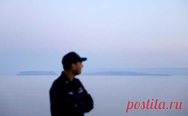 На Аляске отменили угрозу цунами после мощного землетрясения. В США Национальный центр предупреждения цунами отменил ранее выпущенное им сообщение о риске возникновения цунами после землетрясения, прошедшего накануне неподалеку от берегов региона, сообщает ведомство в Twitter.