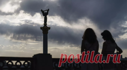 Во Львове в военкомат увезли двух медицинских физиков, которые шли на работу. Во Львове сотрудники военкомата схватили по дороге на работу двух медицинских физиков Первого медицинского объединения, сообщает «СТРАНА.ua». Как утверждается, после этого работа центра остановилась, из-за чего больные раком дети не смогли пройти облучение. Читать далее