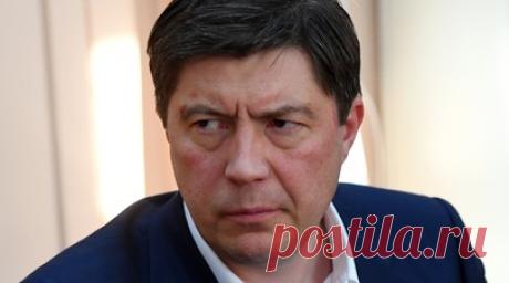 Суд в Москве приговорил экс-владельца банка «Югра» Хотина к девяти годам колонии. Замоскворецкий суд Москвы приговорил бывшего владельца банка «Югра» Алексея Хотина к девяти годам колонии по делу о растрате более 23 млрд рублей. Читать далее