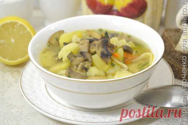 👌 Наваристый суп с грибами и цветной капустой - постимся вкусно, рецепты с фото Вкусный рецепт Наваристый суп с грибами и цветной капустой - постимся вкусно, пошаговый, с фото и отзывами 👍 Зимние супы, Вегетарианские супы, Низкокалорийные супы, Постные вторые блюда