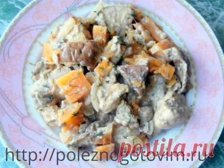 Курица с тыквой и грибами в сметане