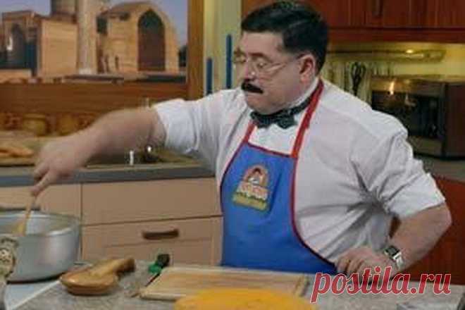 Знаток и кулинар Борис Бурда предлагает хлебать вкусные щи с перчиком «воронежским лаптем»