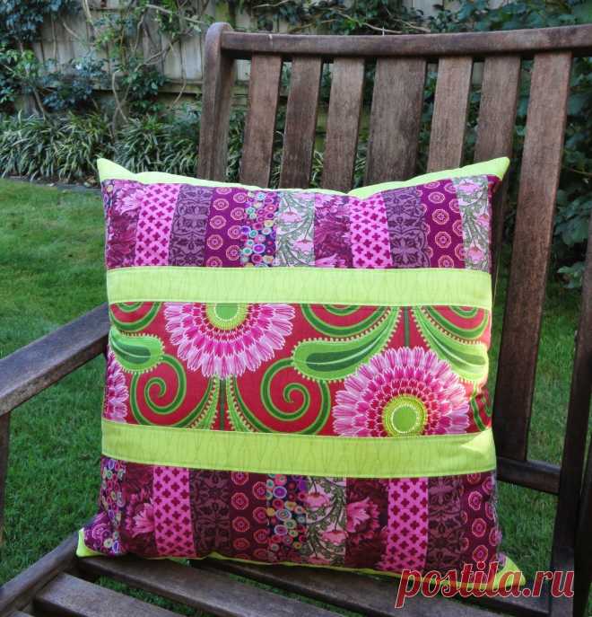 Wendy's Quilts and More: 2015 Pantone Challenge - Marsala - what even is that?