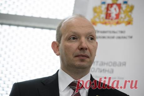 Закрытие дела о злоупотреблениях бывшего главы «ВСМПО-Ависма» признано законным. Свердловский областной суд признал законным решение о прекращении дела бывшего главы корпорации «ВСМПО-Ависма» Михаила Воеводина, которого обвиняли в злоупотреблении полномочиями. Он возместил корпорации 1,7 млрд рублей по мировому соглашению, компенсировав ущерб по делу.