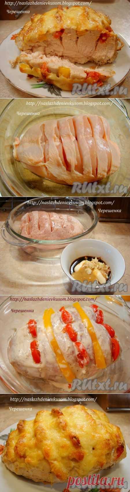 Куриная грудка, запеченная с черри и перцем в йогурто-чесночном соусе