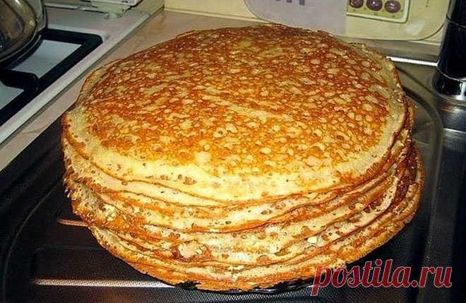 Готовим вкусно - Рецепт блинов на кефире Рецепт блинов на кефире, которые получаются даже у тех, у кого они не получаются никогда) Ингредиенты пол-литра кефира или простокваши стакан молока 1 яйцо 1-2 столовые ложки сахара пол-чайной ложки соли чайная ложка соды мука растительное масло Способ приготовления В кастрюлю наливаем подогретый до теплого, но не горячего состояния кефир (или подогреваем в кастрюле).Туда же …