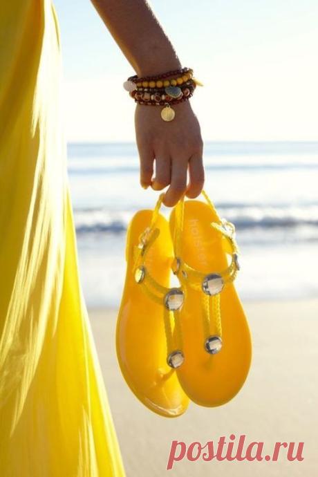 желтое