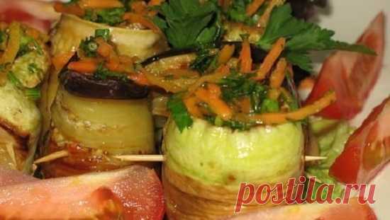 Оригинальная закуска из баклажанов и кабачка с морковкой по-корейски.