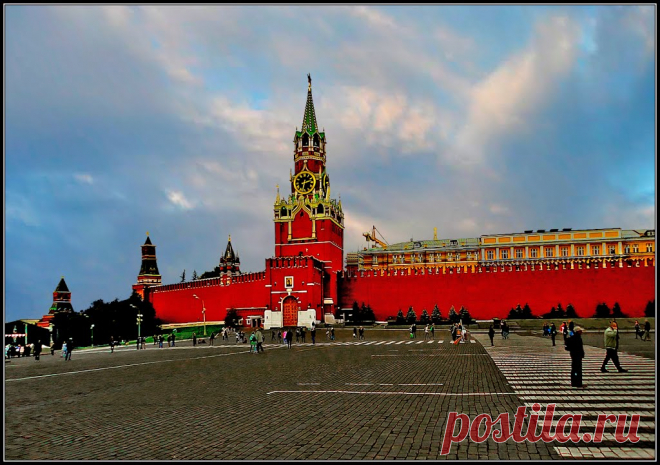 Кремль. Спасская башня. Москва